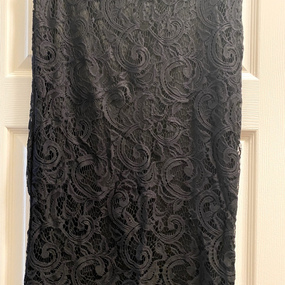 Lyss Loo black pencil lace skirt